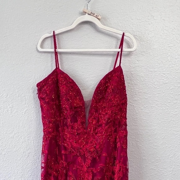 MAC DUGGAL EMBELLISHED PLUNGE NECK ILLUSION MERMAID GOWN RED GOWN SIZE 16 - Picture 5 of 16